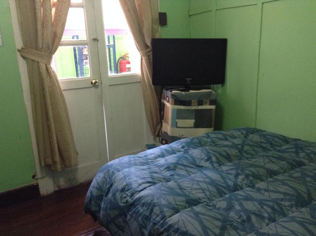 Bed & Breakfast Hostal Chaptex 1440 Valparaiso